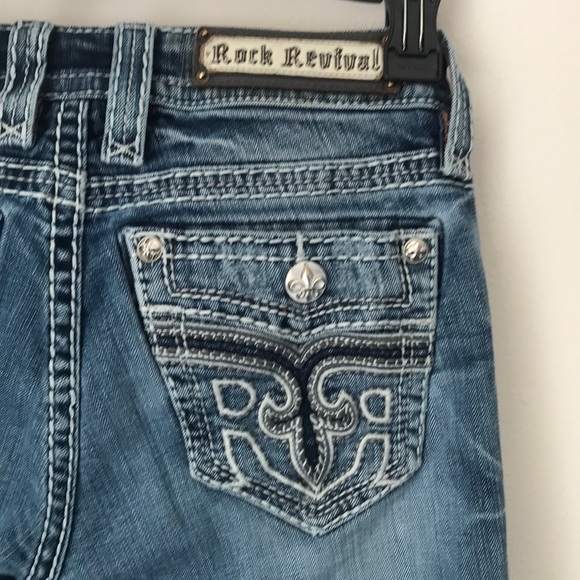 ugg adirondack white